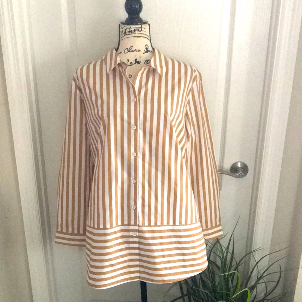 Collection L tunic. NW0T